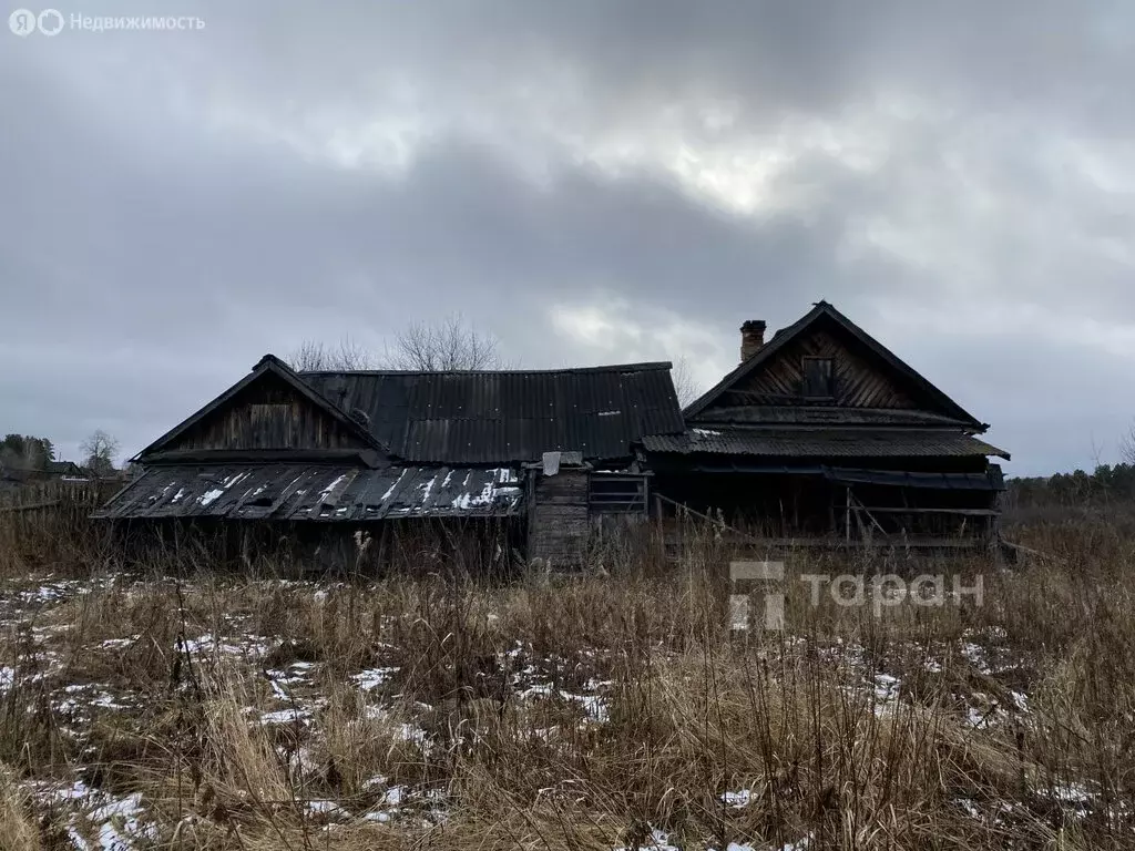 Дом в Верхнеуфалейский городской округ, посёлок Уфимка, Набережная ... - Фото 0