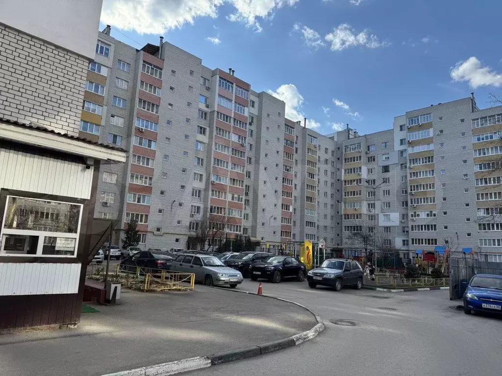 1-к. квартира, 46 м, 3/10 эт. - Фото 0
