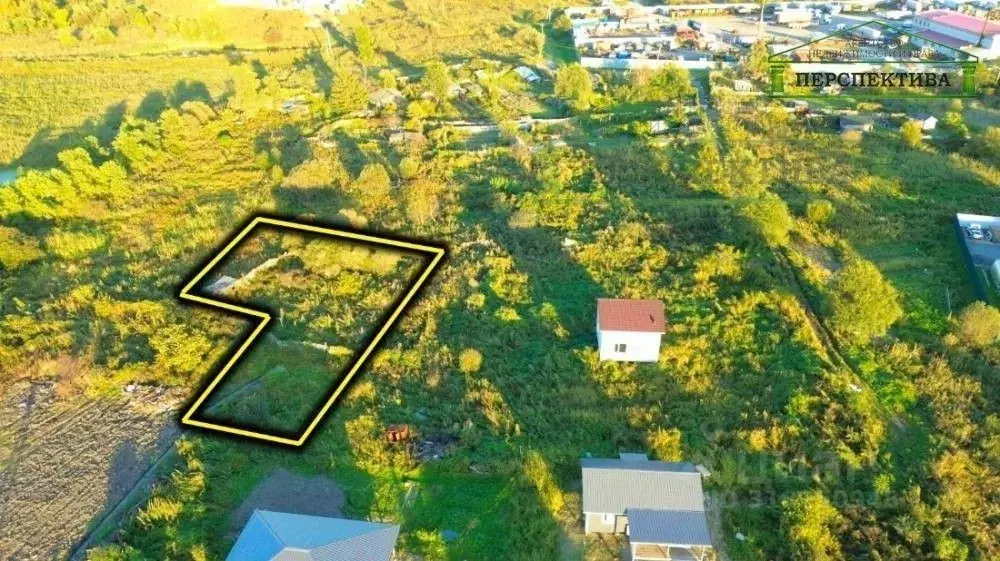 Участок в Приморский край, Артем ул. Баневура, 15А (7.37 сот.) - Фото 0