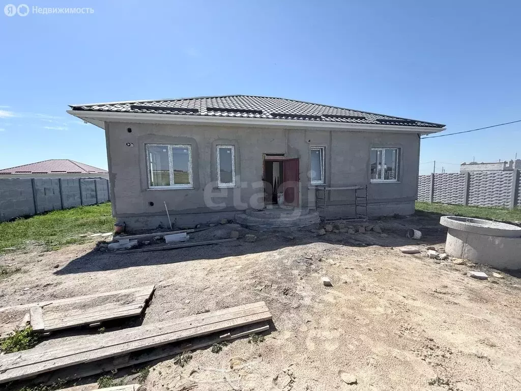 Дом в Трудовое, улица Футболистов (110 м) - Фото 1