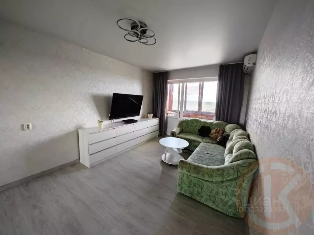 2-к кв. Крым, Симферополь ул. Маршала Жукова, 3 (47.0 м) - Фото 1