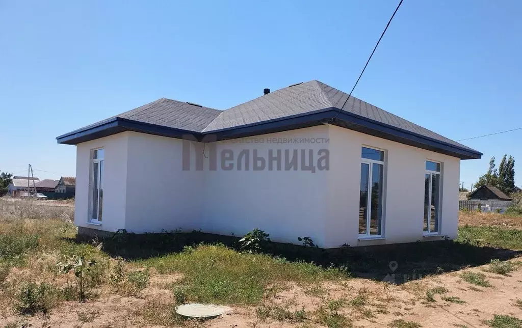 Дом в Волгоградская область, Краснослободск Среднеахтубинский район, ... - Фото 1