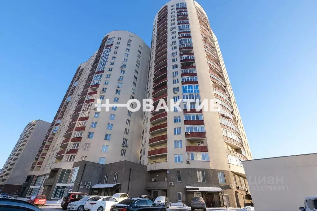 4-к кв. Новосибирская область, Новосибирск ул. Галущака, 15 (113.5 м) - Фото 1