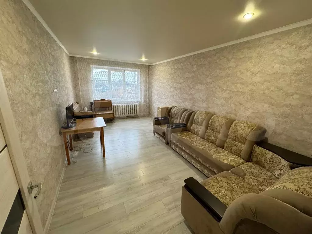3-к. квартира, 75 м, 3/3 эт. - Фото 1