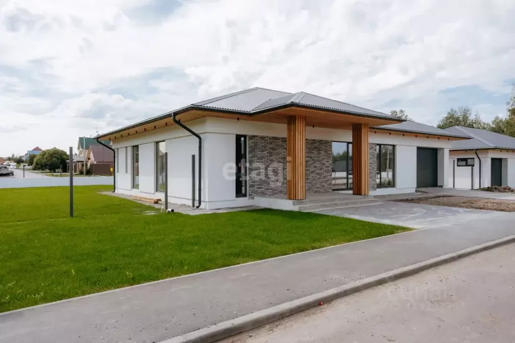 Дом в Тюменская область, Тюменский муниципальный округ, с. Луговое ул. ... - Фото 0