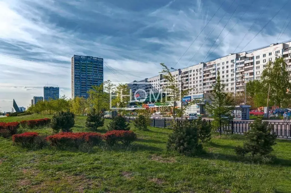 3-к кв. Москва Строгинский бул., 17К1 (61.7 м) - Фото 0