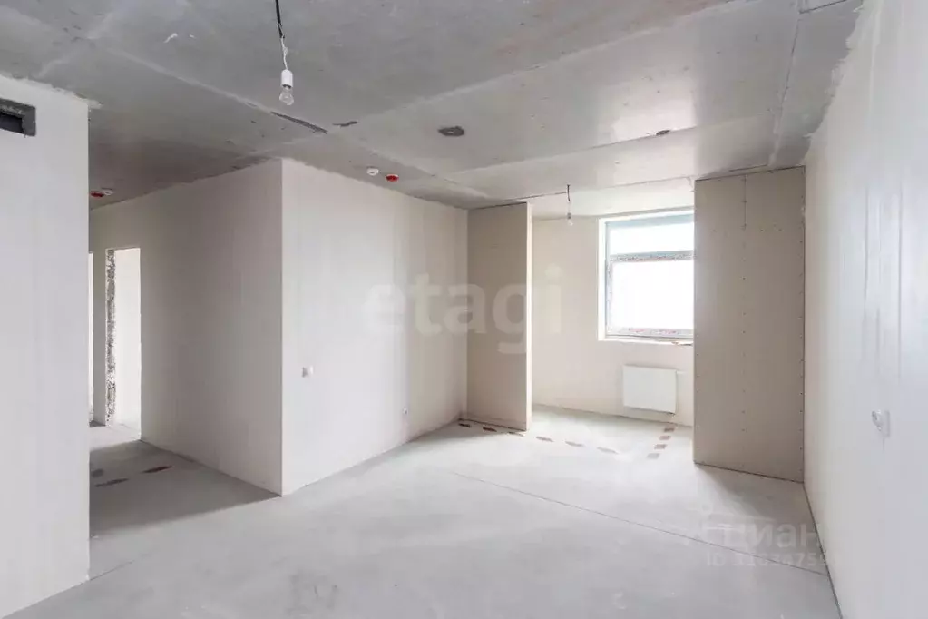 2-к кв. Тюменская область, Тюмень ул. Первооткрывателей, 10 (59.8 м) - Фото 1