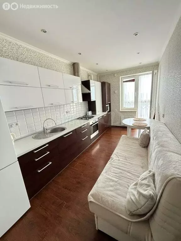 1-комнатная квартира: Калининград, улица Горького, 168 (45.8 м) - Фото 1