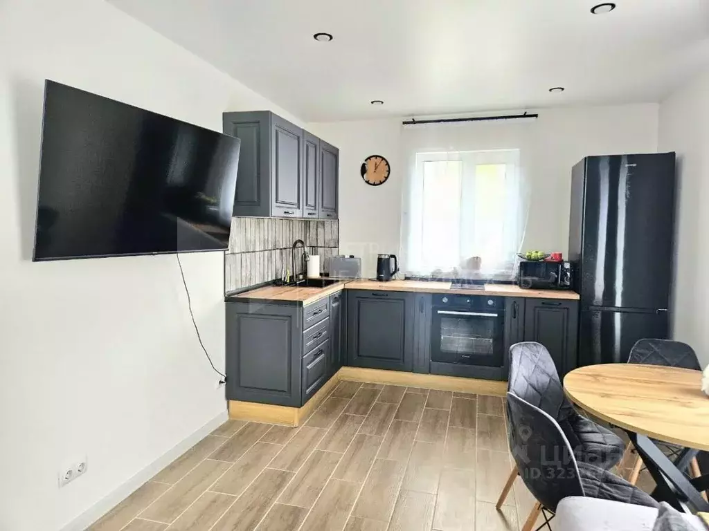 Коттедж в Тюменская область, Нижнетавдинский муниципальный округ, с. ... - Фото 1