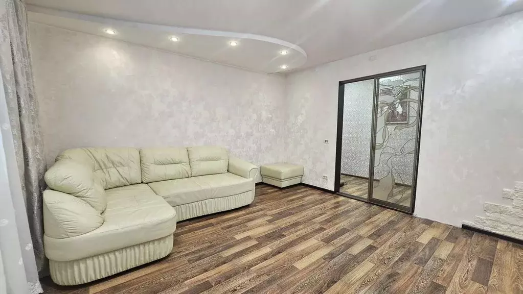 2-к кв. Кировская область, Киров ул. Воровского, 21А (52.9 м) - Фото 1