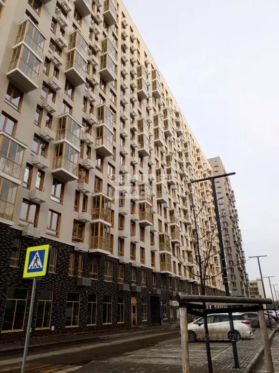 2-к кв. Тюменская область, Тюмень ул. Юрия Рогачева, 9к2 (65.0 м) - Фото 1