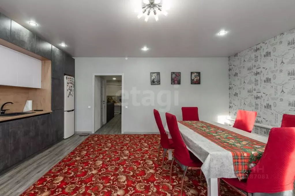 Дом в Алтайский край, Новоалтайск Северный мкр, 4-й кв-л, 12 (272 м) - Фото 1