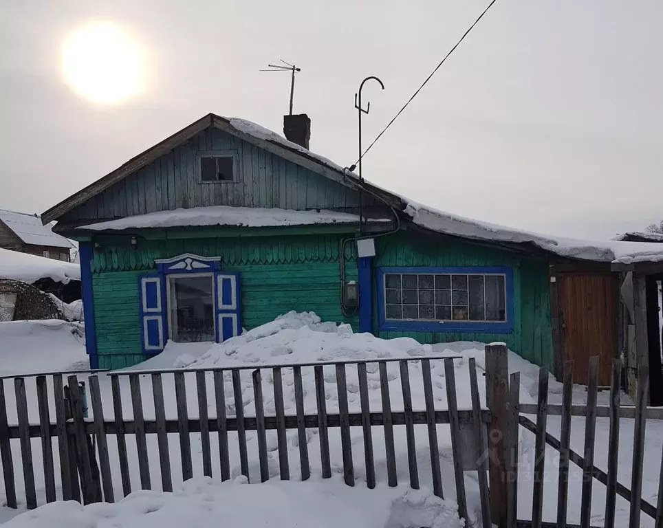 Дом в Кемеровская область, Топки ул. Тимирязева (32 м) - Фото 0
