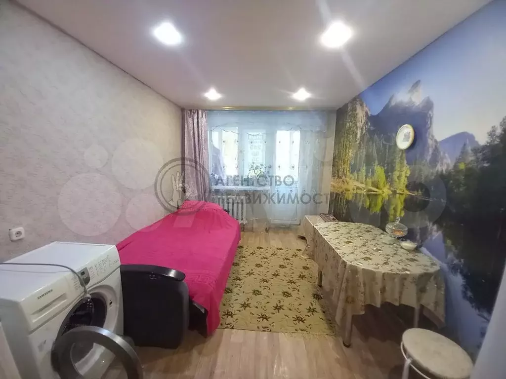 Комната 11 м в 1-к., 3/4 эт. - Фото 0