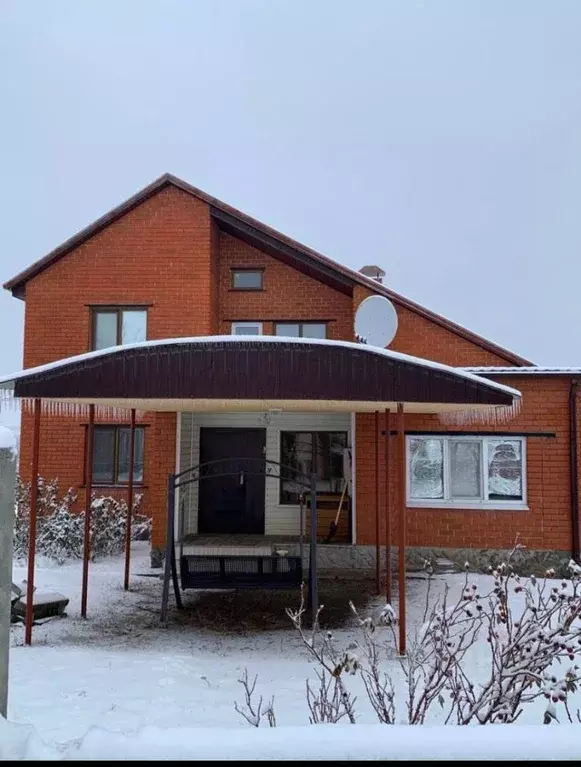 Дом в Белгородская область, Шебекинский муниципальный округ, с. ... - Фото 1