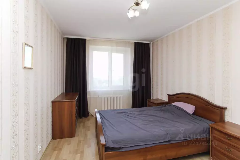 3-к кв. Тюменская область, Тюмень Уральская ул., 53 (67.3 м) - Фото 0