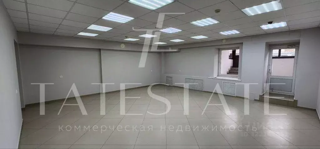 Помещение свободного назначения в Татарстан, Казань ул. Каюма Насыри, ... - Фото 0