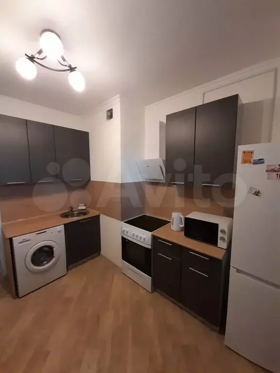1-к. квартира, 37 м, 6/25 эт. - Фото 0