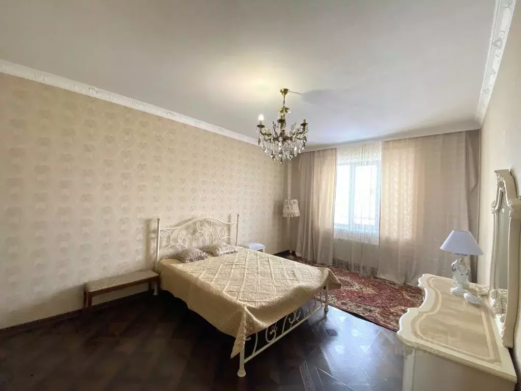 Дом в Кабардино-Балкария, Нальчик ул. Иллазарова (350 м) - Фото 1