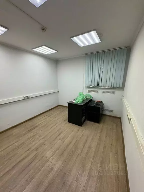 Помещение свободного назначения в Москва Васильевская ул., 4 (13 м) - Фото 1