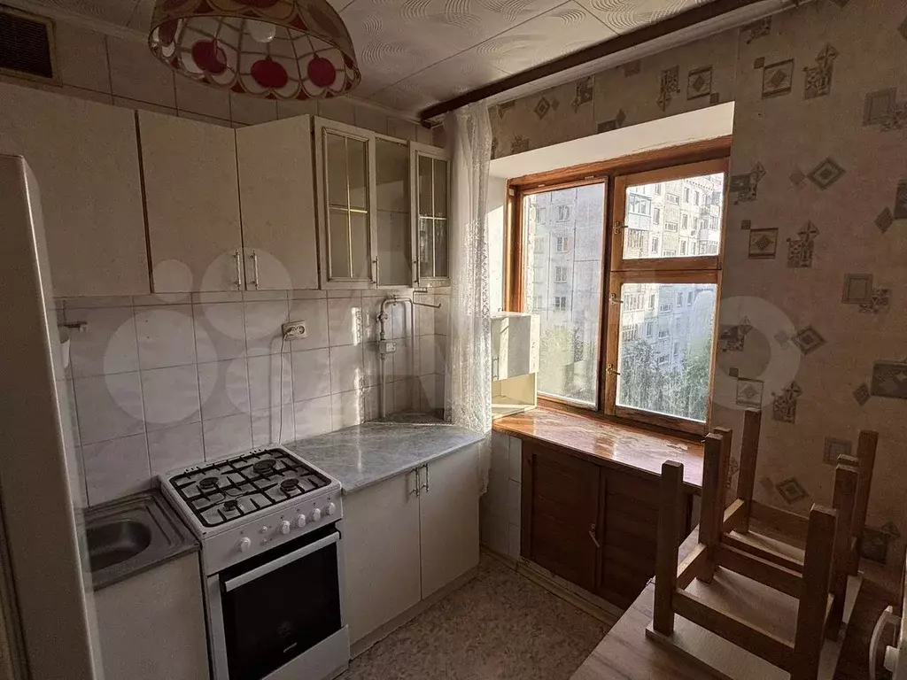 1-к. квартира, 31 м, 5/5 эт. - Фото 0