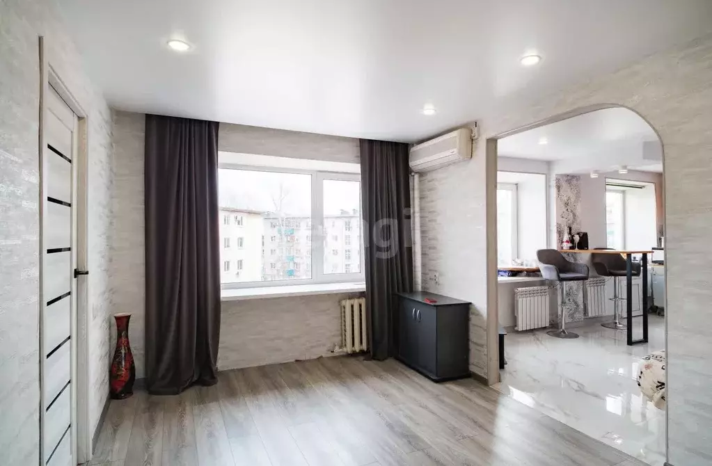 Квартира, 4 комнаты, 61.1 м - Фото 0