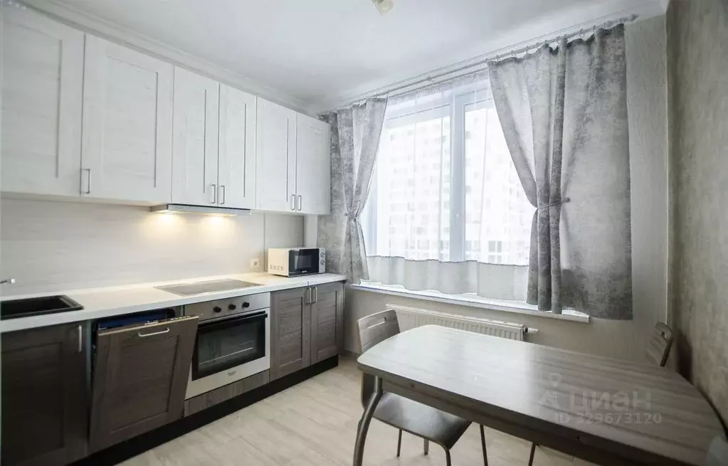 2-к кв. Московская область, Красногорск ул. Липовой Рощи, 2к3 (50.0 м) - Фото 1