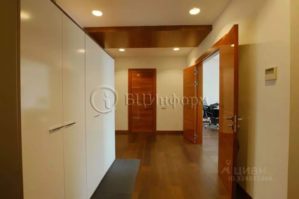 Офис в Санкт-Петербург Невский просп., 68а (176 м) - Фото 1