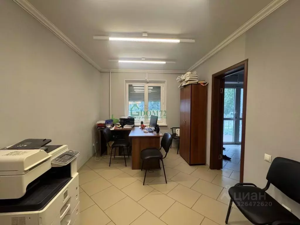 Помещение свободного назначения в Тюменская область, Тобольск 10-й ... - Фото 2