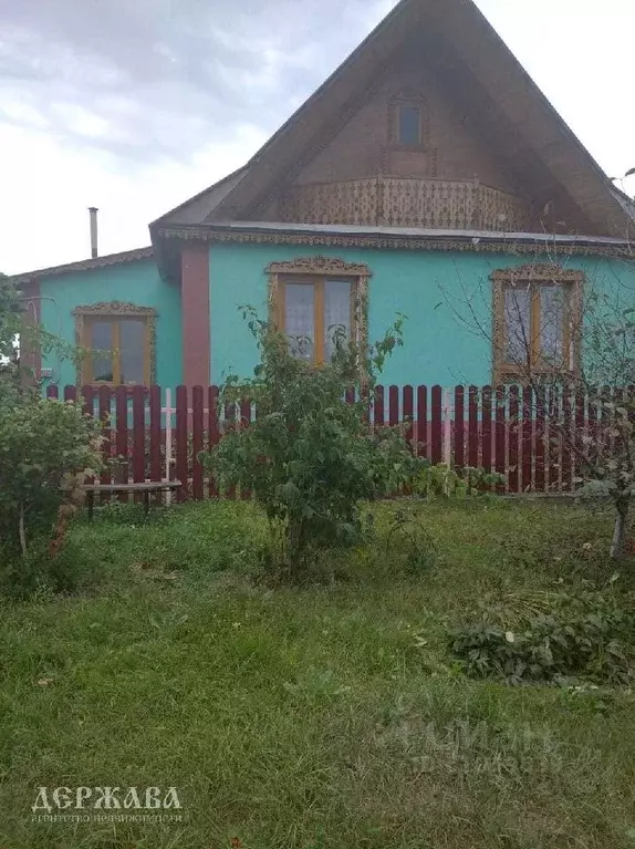 Дом в Белгородская область, Старооскольский городской округ, с. ... - Фото 0