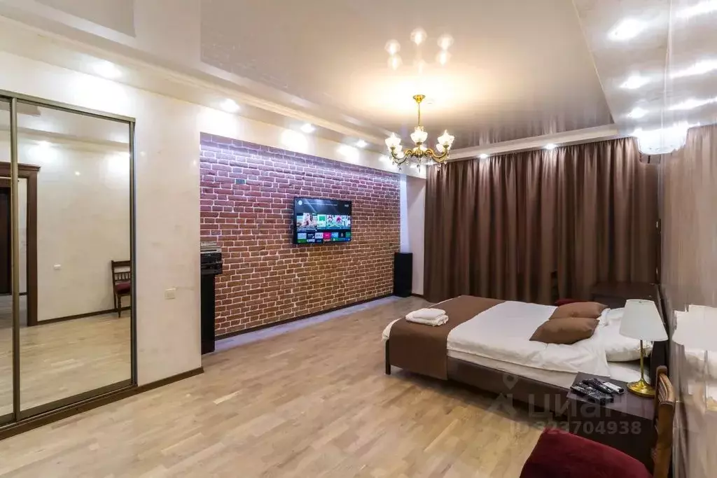 2-к кв. Омская область, Омск ул. Ленина, 24 (60.0 м) - Фото 1