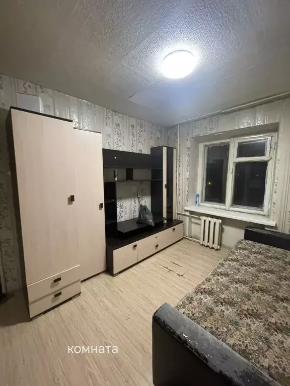 Комната Свердловская область, Екатеринбург пер. Парковый, 12 (12.2 м) - Фото 1