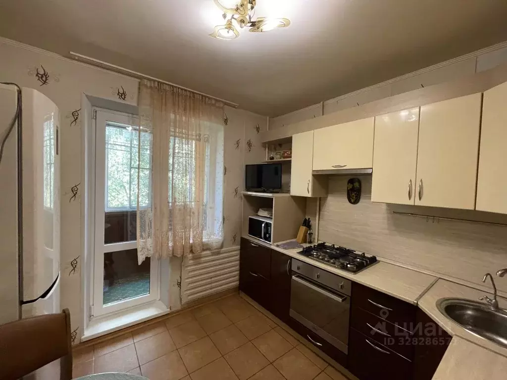 2-к кв. Псковская область, Псков Красноармейская ул., 14А (52.0 м) - Фото 2