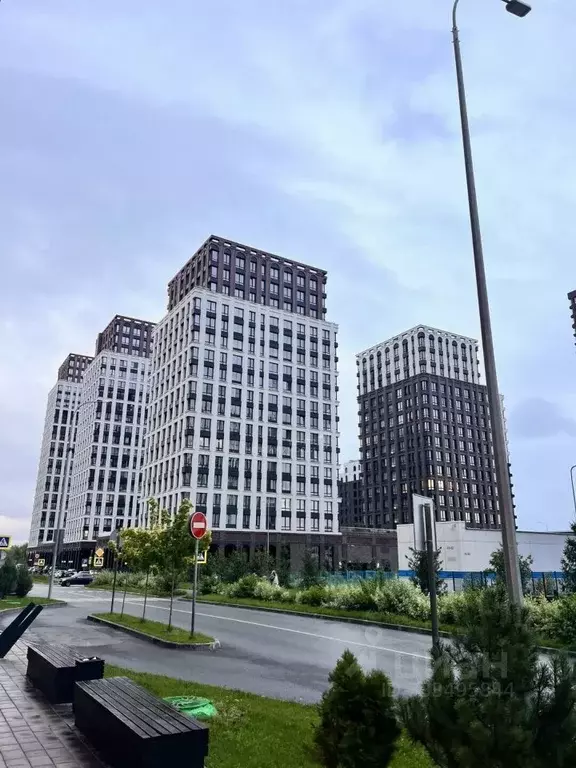 4-к кв. Татарстан, Казань ул. Сибгата Хакима, 56В (94.3 м) - Фото 1