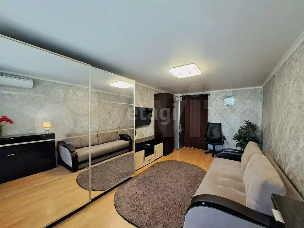 Комната 18 м в 1-к., 2/3 эт. - Фото 0