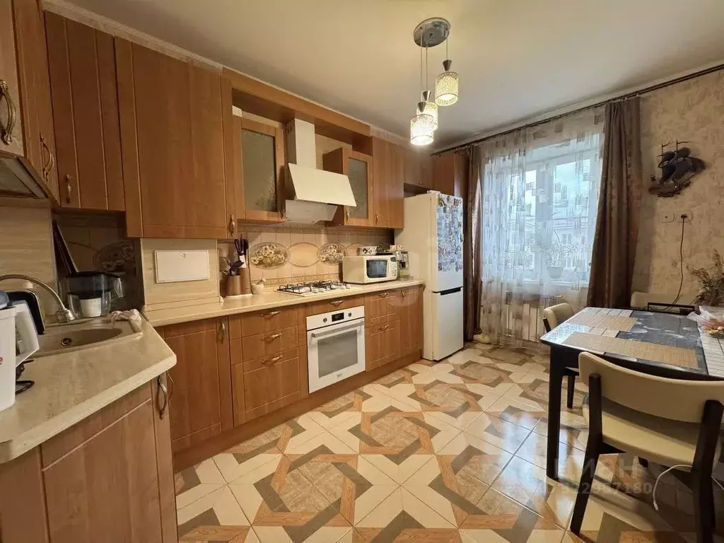 2-к кв. Ярославская область, Ярославль ул. Романовская, 1к3 (57.8 м) - Фото 0