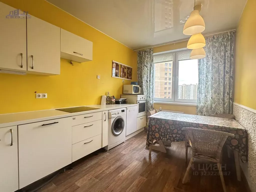 2-к кв. Ленинградская область, Мурино Всеволожский район, просп. ... - Фото 2