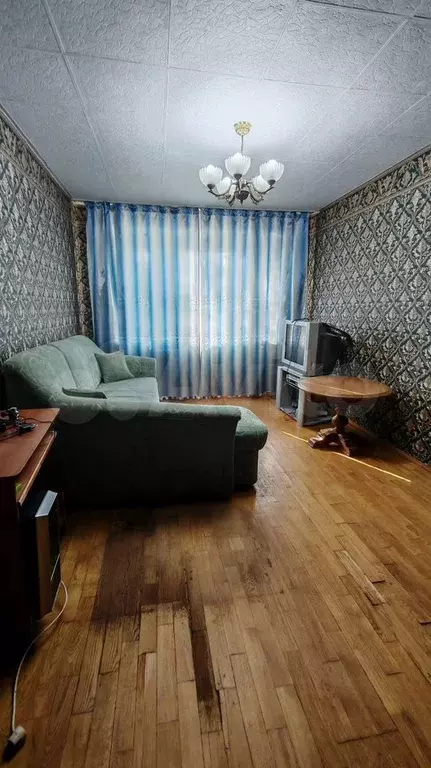 2-к. квартира, 54 м, 1/5 эт. - Фото 0