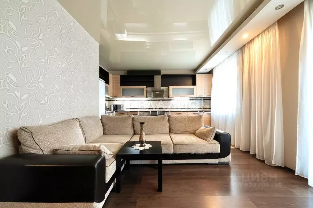 3-к кв. Карелия, Петрозаводск ул. Чапаева, 43 (68.3 м) - Фото 1