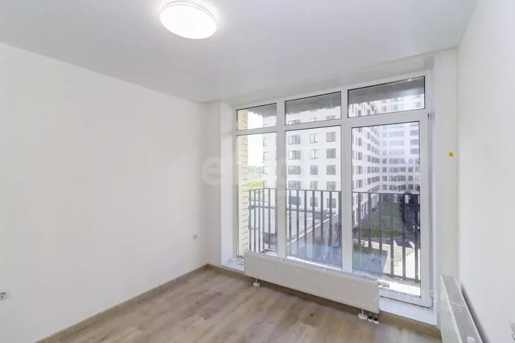 1-к кв. Тюменская область, Тюмень Интернациональная ул., 199к9 (37.69 ... - Фото 1