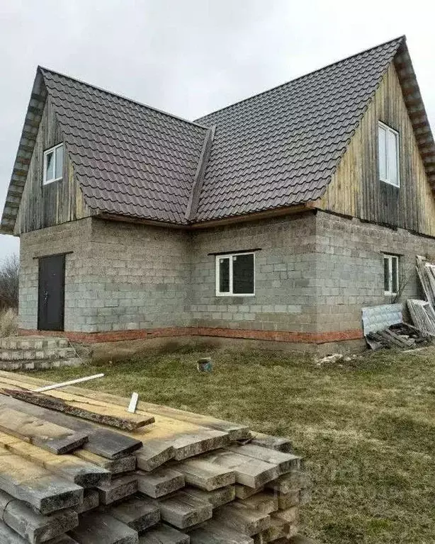 Дом в Башкортостан, Уфимский район, Русско-Юрмашский сельсовет, с. ... - Фото 1