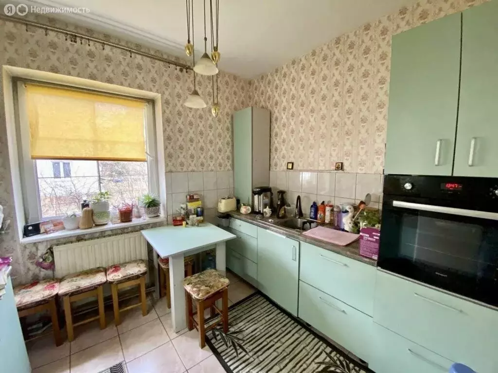 3-комнатная квартира: Калининград, улица Карташева, 73 (77 м) - Фото 0