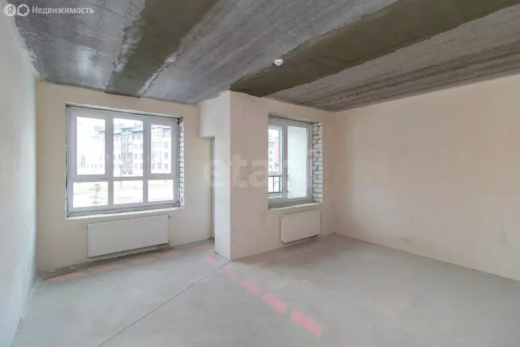 1-комнатная квартира: Тюмень, улица Василия Севергина, 2 (66.2 м) - Фото 1