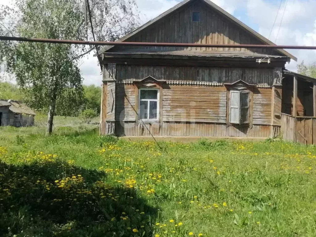 Дом в Саратовская область, Балашовский район, Большемеликское ... - Фото 1