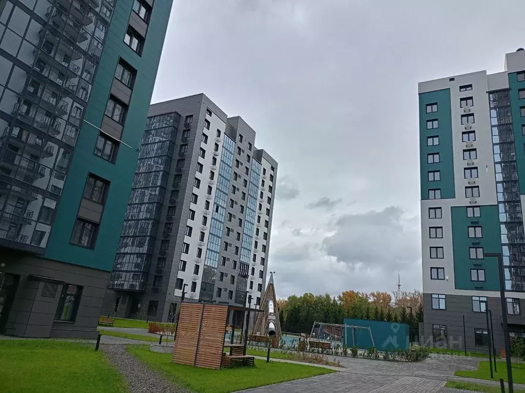 2-к кв. Красноярский край, Красноярск Свободный просп., 66Рк3 (50.0 м) - Фото 0