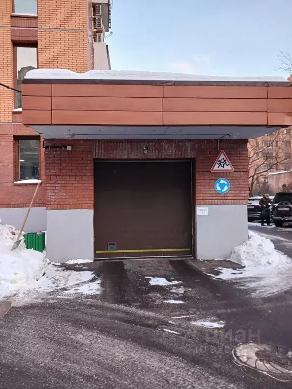 Гараж в Москва Тихвинская ул., 10 (15 м) - Фото 2