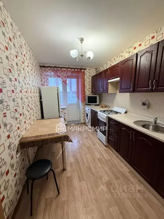 1-к кв. Брянская область, Брянск пер. Менжинского, 70 (37.0 м) - Фото 1