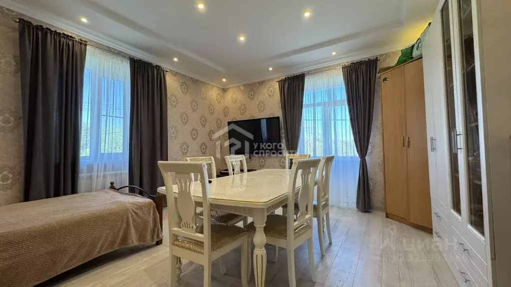 2-к кв. Ленинградская область, Ломоносовский район, Большая Ижора пгт ... - Фото 1