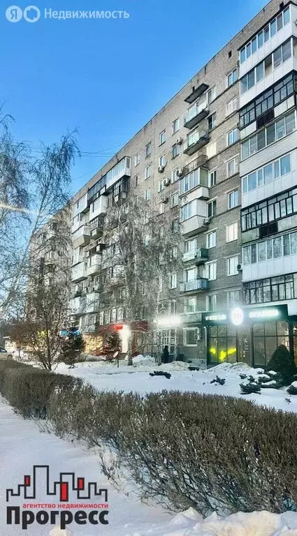 3-комнатная квартира: Омск, проспект Карла Маркса, 37 (61.1 м) - Фото 0