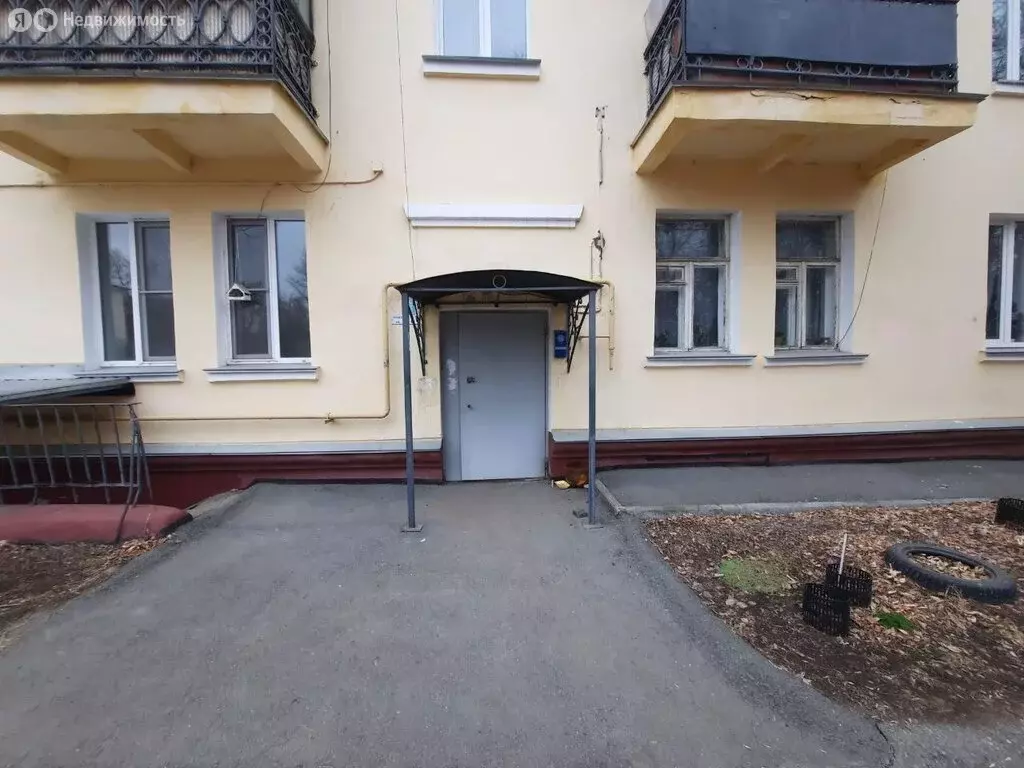 3-комнатная квартира: Магнитогорск, улица Корсикова, 19 (55.3 м) - Фото 1